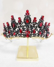 Dark queen crown, black floral crown, Renaissance headpiece, ruby stone crown