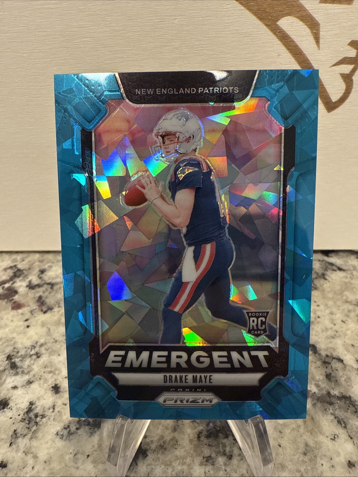 2024 Panini Prizm - Emergent Drake Maye #4 Blue Ice Prizm /99 (RC)
