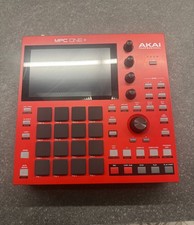 Akai Professional MPC ONE PLUS Standalone Sampler  Sequencer W/ PORTABLE CASE 