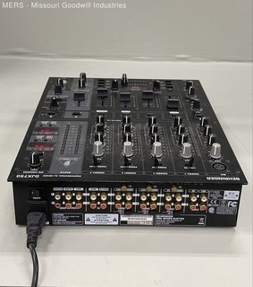 Behringer DJX750 Pro Mixer 5 Channel Professional DJ Effects Mixer Tested