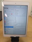 Apple iPad Air A1474 32 GB, Wi-Fi, 9.7 in - White Tablet — photo 2