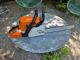 Schöne Stihl MS 210 Kettensäge Motorsäge 230 250