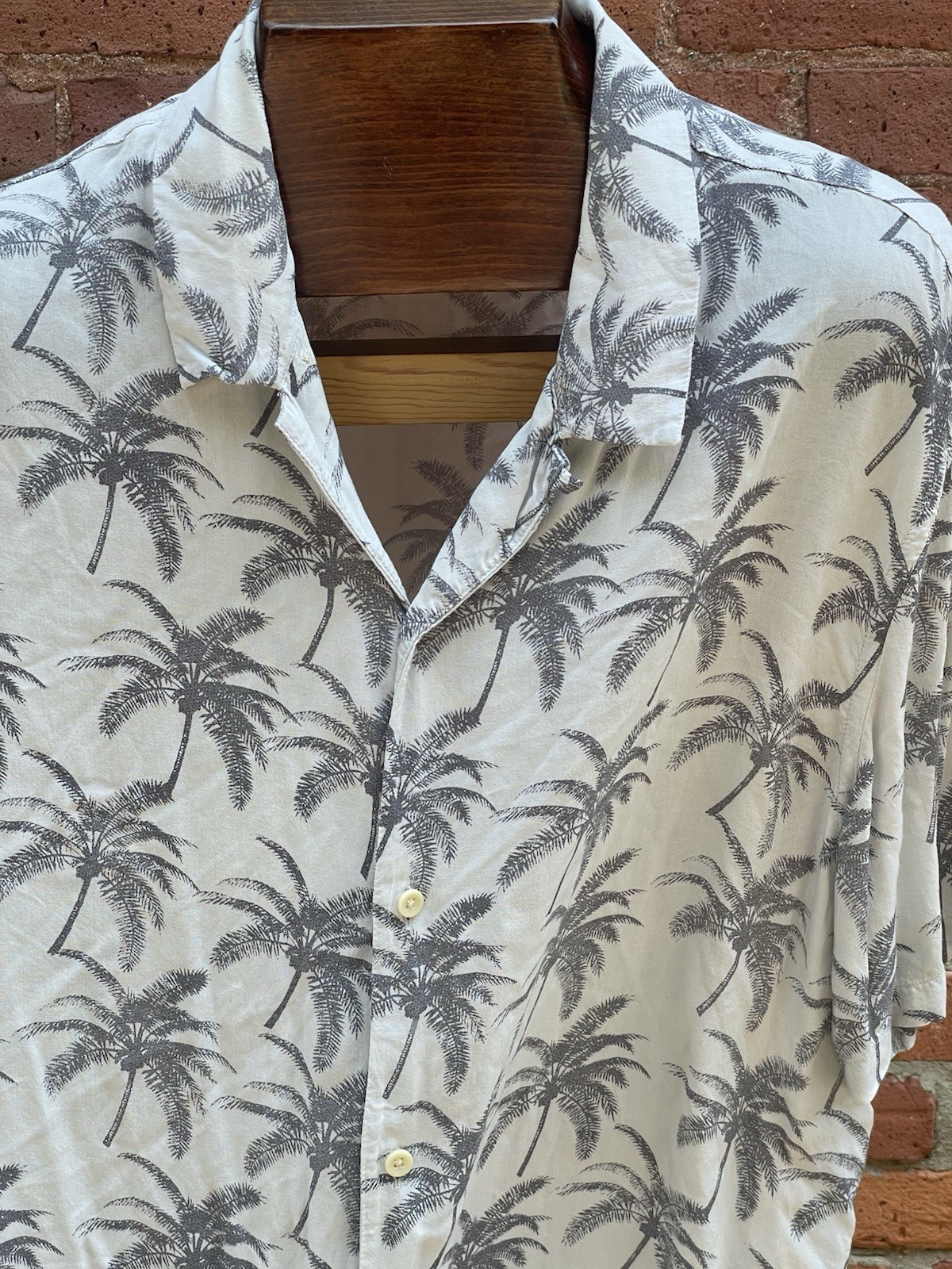 AllSaints XL Camp Collar Shirt Lightweight Summer Top with Palm Tree Print