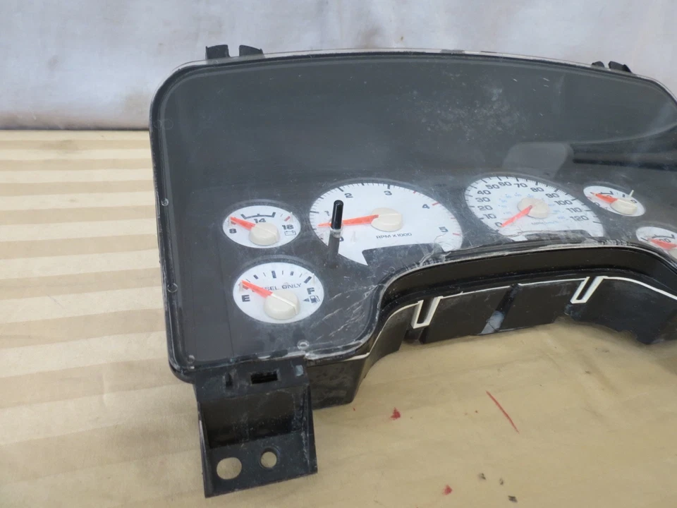 04-05 Dodge RAM 2500 3500 DIÉSEL Instrumento Velocímetro Cuadro Calibre 56051104AG Foto 4 de 4