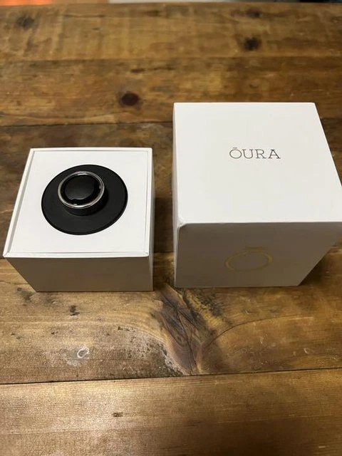 OURA RING Silver Heritage Gen2 US9 Battery runs about 4-5 days