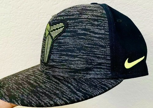 Nike Kobe Bryant schwarze Mütze (Snapback) (neongelbes Mamba-Schild) - Bild 2 von 3