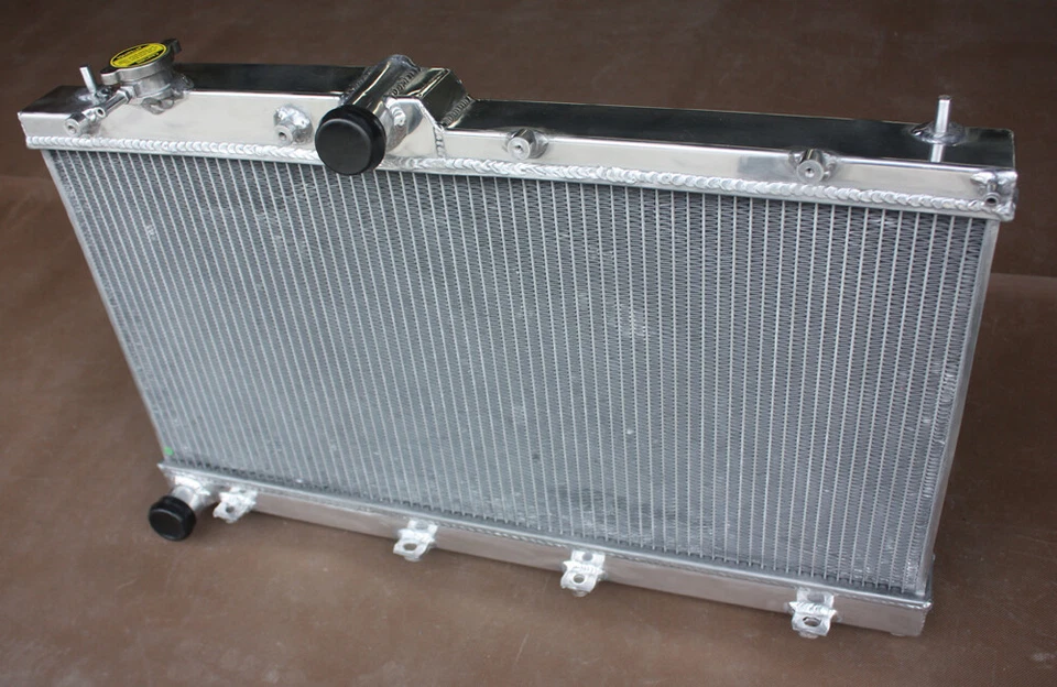 Radiador de aluminio de 2 filas para Subaru WRX WRX STI Impreza H4 2008-2019 2,5 L Foto 4 de 4