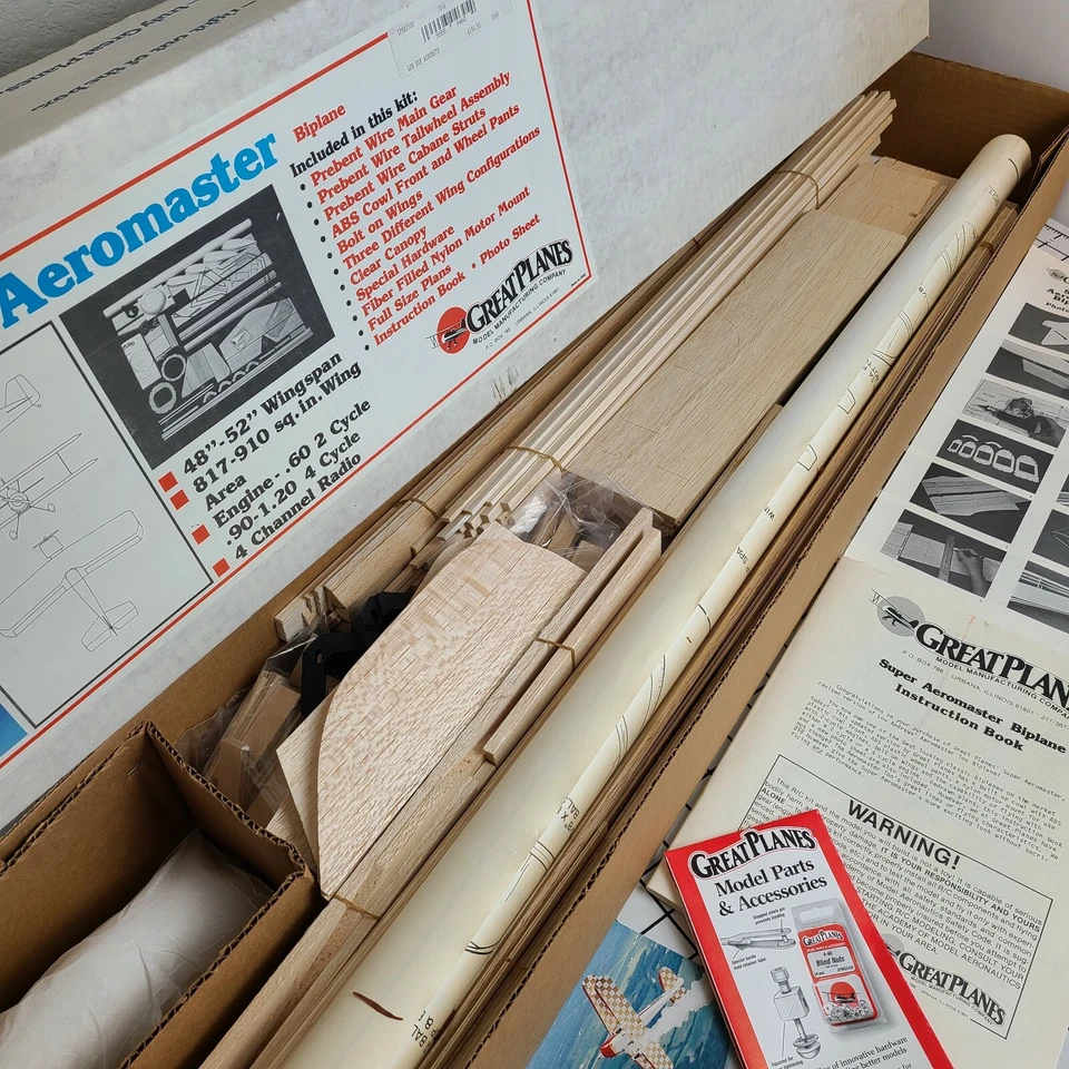 Винтажный большой самолеты супер AEROMASTER R/C модель набор 52» пролет .60-1.20 полный новый в коробке! - Изображение 4 из 4
