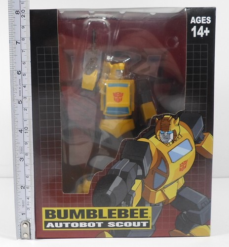 HASBRO PCS 2020 TRANSFORMERS 7'' G1 CLASSIC BUMBLEBEE PVC STATUE MISB SEALED - Picture 5 of 10