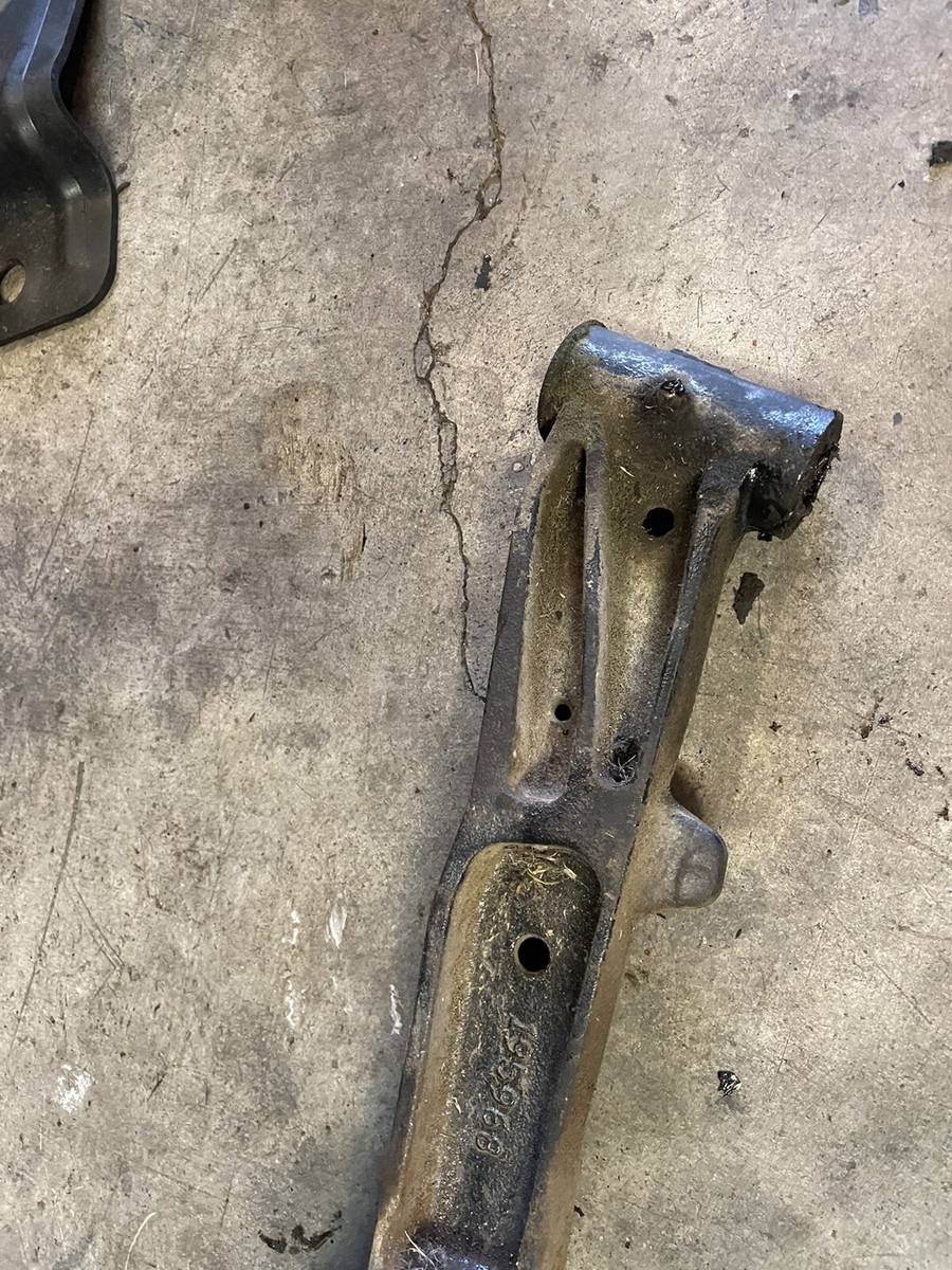 ゼンU ZenU 15P HUSQVARNA YTH2548 CRAFTSMAN GTS YS45400 FRONT AXLE WITH SPINDLES