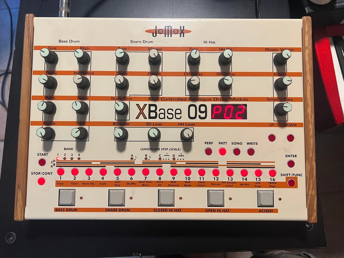 Jomox Xbase 09 rythm Box Analog Drum Machine