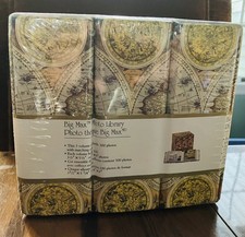 Big Max World Map Photo Album, Library Volume Set Holds 300 Photos, NEW
