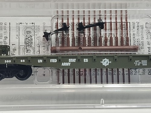 N Scale Micro-Trains United States Army 50' Flat Car #38065 - Picture 3 of 7