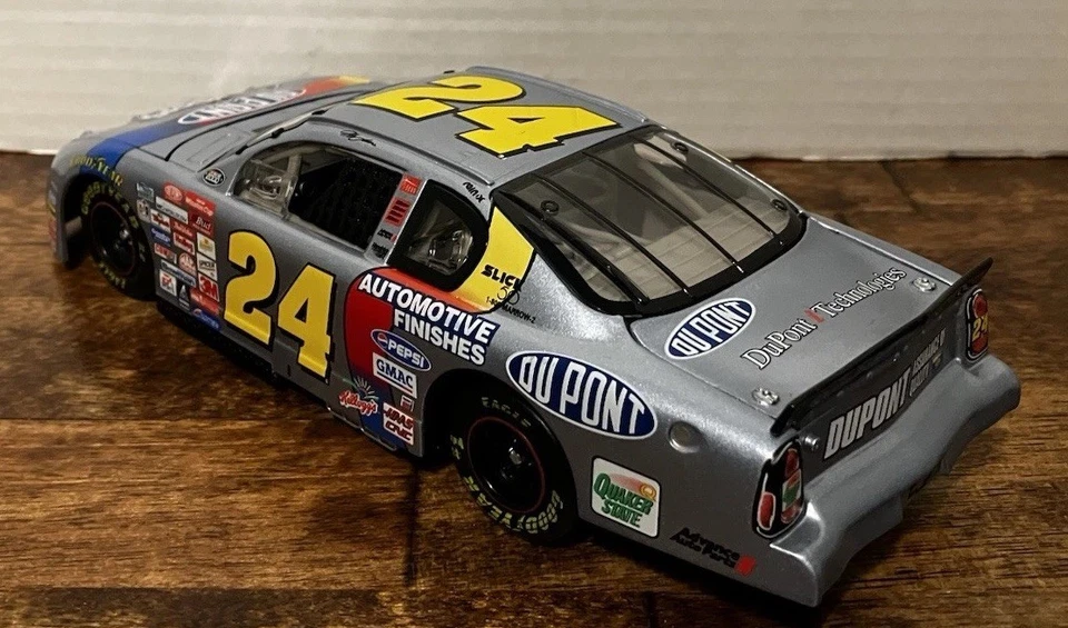NASCAR #24 DuPont Jeff Gordon 2000 diecast 1:24 coche de colección (HC) Foto 4 de 4