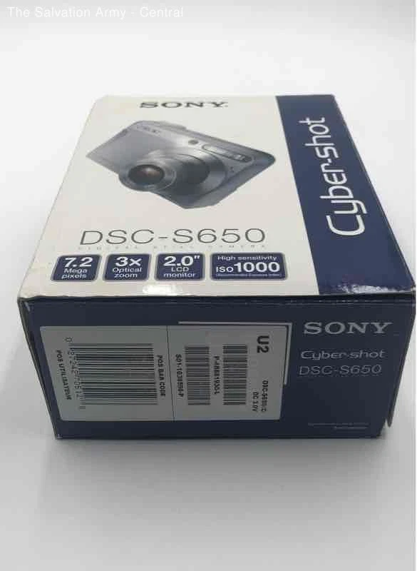 Sony Cyber-Shot DSC-S650 Silver 7.2 MP Histogram Display Digital Camera - Image 2 of 4