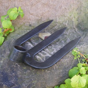alte Hacke geschmiedete Kartoffelhacke 3zinkig Feldhacke 290x180mm