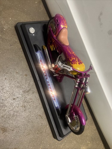 2004 ARROW MONSTER CHOPPER TOY MOTORCYCLE LIGHTS UP !! - Picture 2 of 3