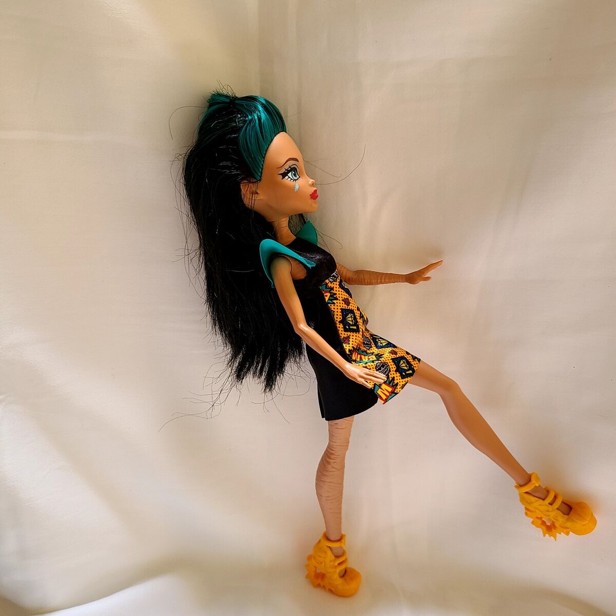 Boneca Monster High Clássica Cleo De Nile Mattel - R$ 169,90