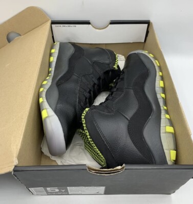 Air Jordan 10 Retro Venom Black Green Size