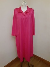 Vintage Bright Pink Nightgown Robe Sleepwear Lingerie Size Large.