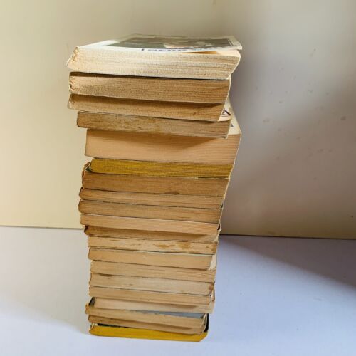 Rex Stout Book Bundle x 20 Vintage Paperback Lot Nero Wolfe Crime Fiction Etc - Foto 3 di 5