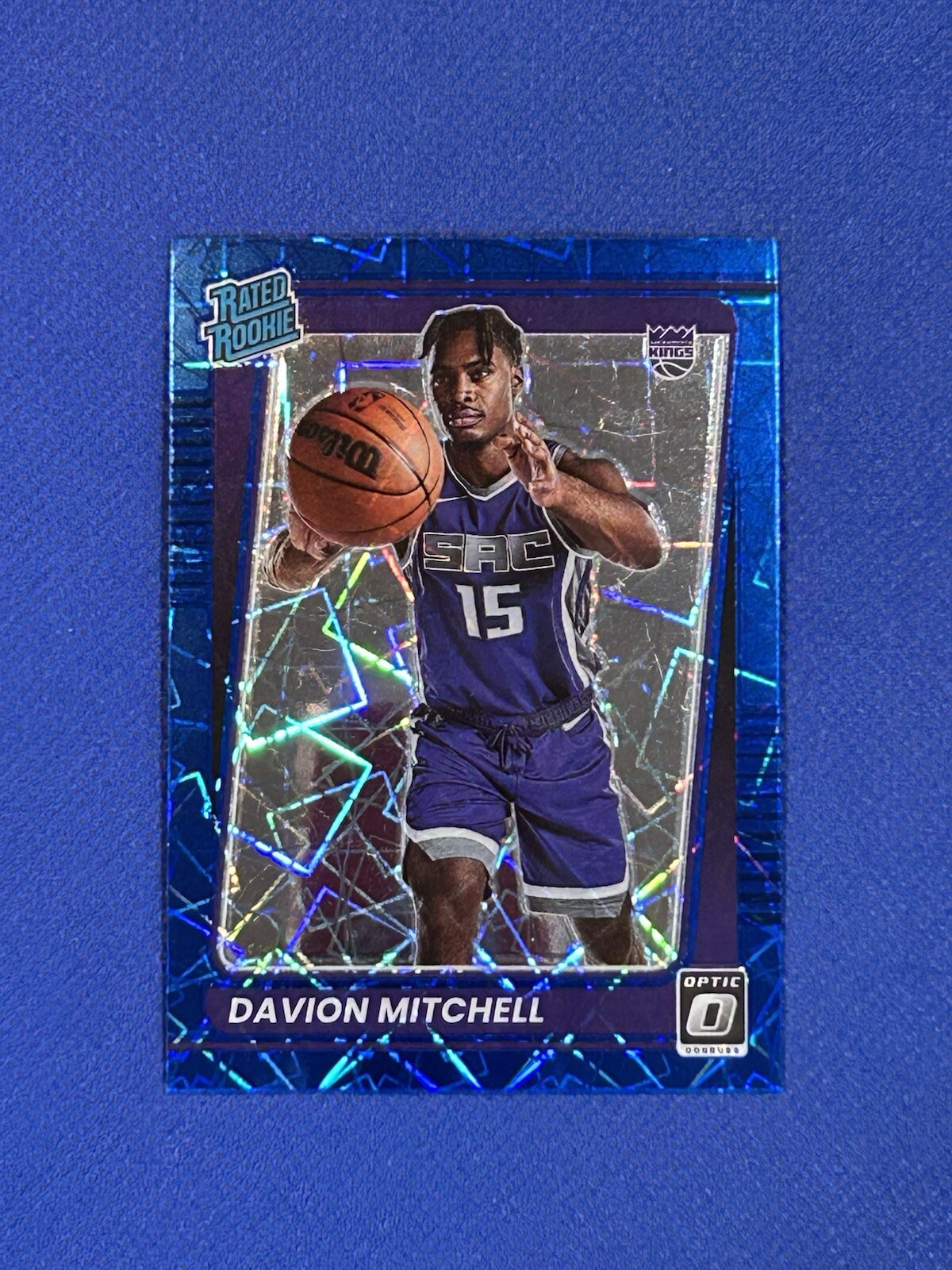 2021-22 Donruss Optic Davion Mitchell #155 Blue Velocity Rc Card Kings Rookie