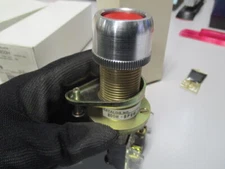 Allen Bradley 800H-BP6 Hazardous Location Red Push Button 