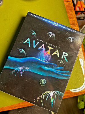 Avatar Extended Collector's Edition Blu-ray 3-Disc Set James Cameron