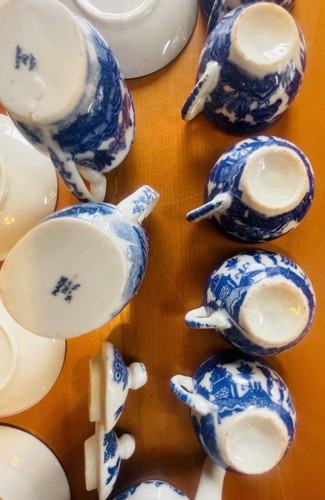 Vintage Children’s Tea Set Blue Willow 21 piece Set Made In Japan - Picture 14 of 17