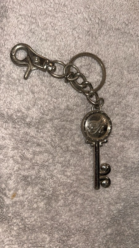 Vintage Nina Ricci Crystal Key Keychain Silver Tone Designer Bag Charm Y2K