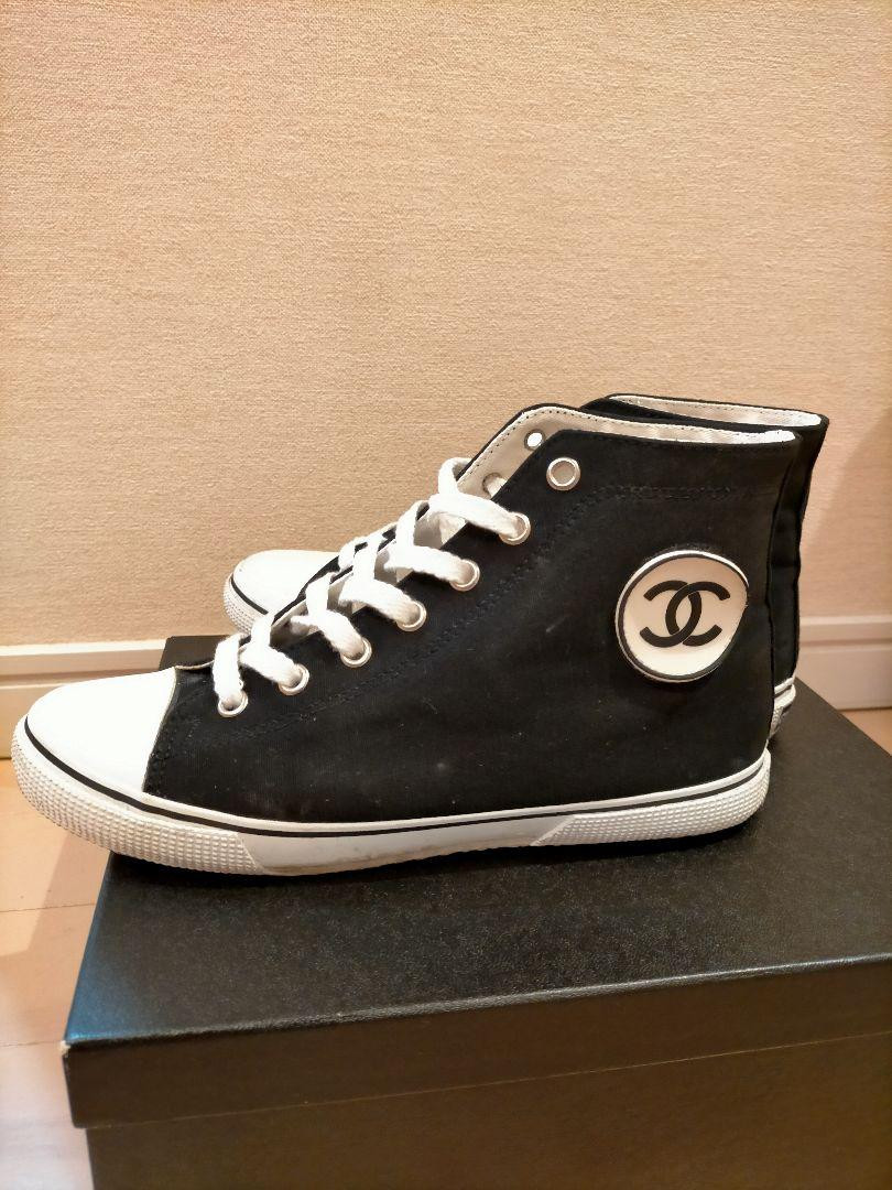Chanel38サイズ Chanel High-top Sneakers Shoes Black Canvas Size 38 US