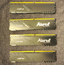 Kingston FURY Beast 32GB 4x8GB DDR4-3200 PC4-25600 DIMM XMP KF432C16BBK4/32