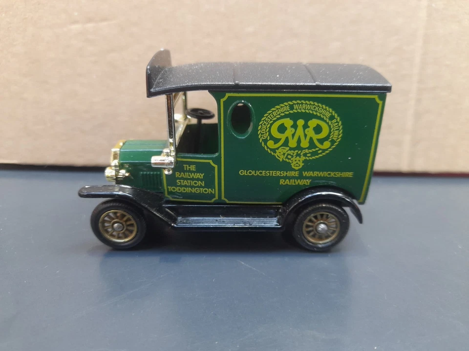 Lledo Days Gone LP06290 Ford Van Gloucestershire Warwickshire Railway Toddington Foto 3 de 4