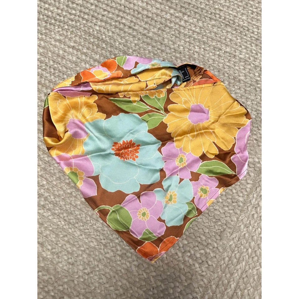 Forever 21 Retro Estampado Floral Bandana Bufanda Diadema Accesorio para el Cabello Marrón Foto 2 de 4