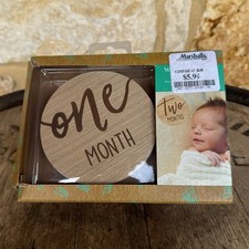 Pearhead Inc. Kate  Milo Wooden Monthly Photo Props One - 12 Months NIB
