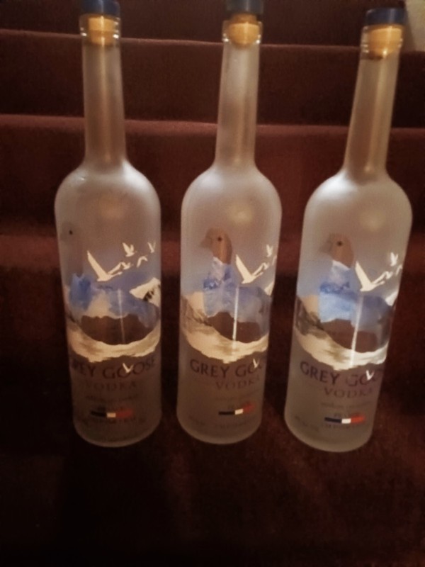 "GRAY GOOSE" SET of 3 BOTTLES. EMPTY 1.75L EACH. CLEAR GLASS. DECOR.MAN CAVE
