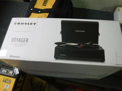 *NEW* Crosley Voyager Turntable (CR8017A-BK)