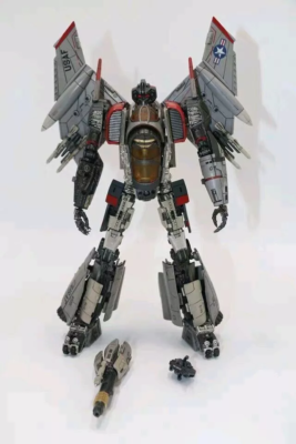 Thunder Warrior Transformable SX-01 BLITZWING DLX Scale Action
