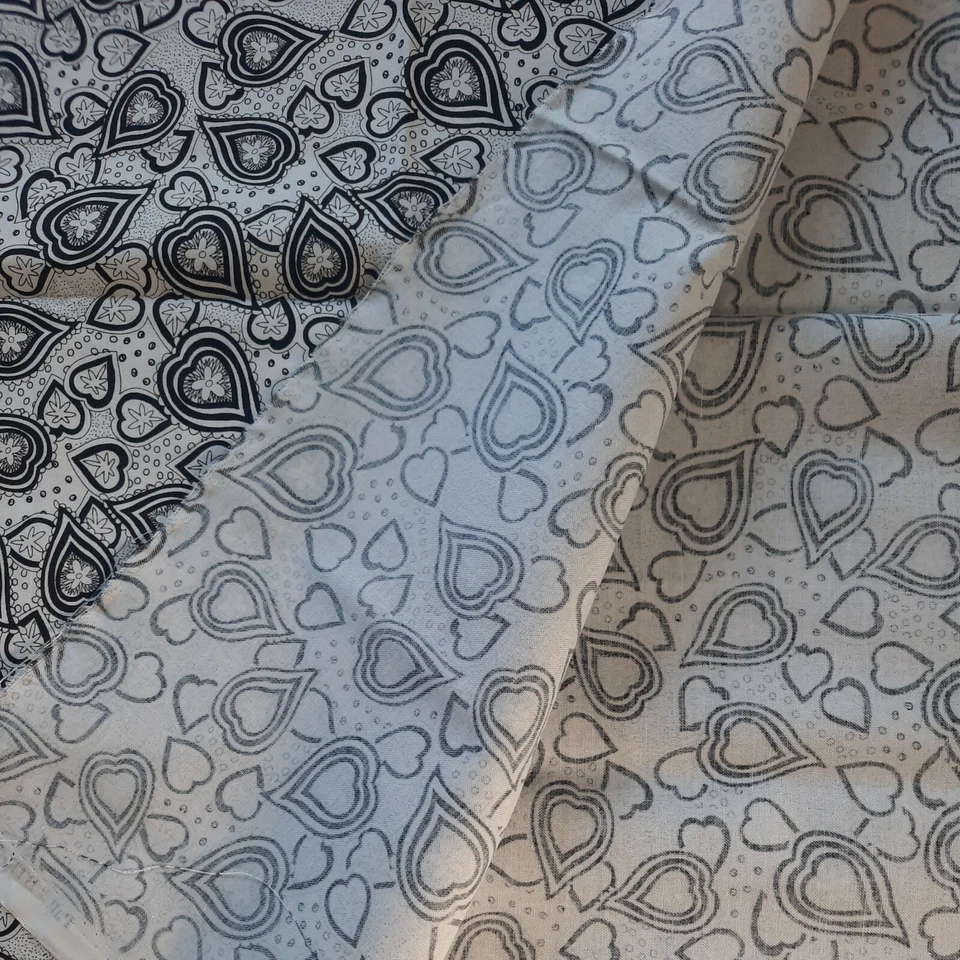 Fabric 44" X 25" Blank Quilting Patt # BTR-4414 Cotton Black & White Hearts - Image 3 of 4