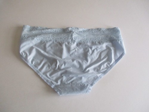 Natori Bliss Perfection V-Kini Panty 756092 One Size MSRP $18.00 -$20.00 NWT - Picture 30 of 64