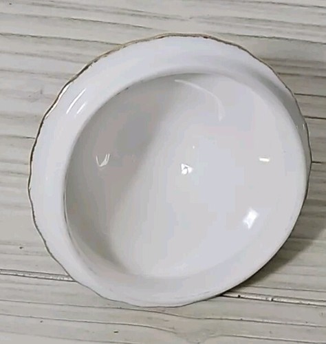 Royal Albert Moonlight Rose Covered Sugar Dish/Bowl - Picture 6 of 9