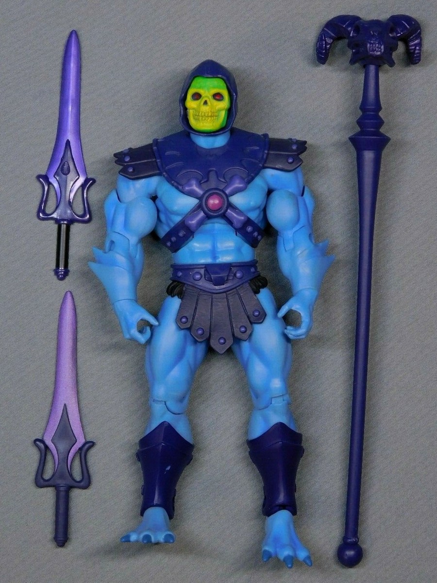 MASTERS OF THE UNIVERSE CLASSICS SKELETOR COMPLETE MOTU HE-MAN