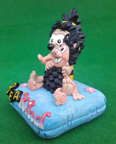 ROBERT HARROP “WANNABEAS” THE BEANO AND DANDY COLLECTION - SELECTION OF FIGURES. - Picture 57 of 98