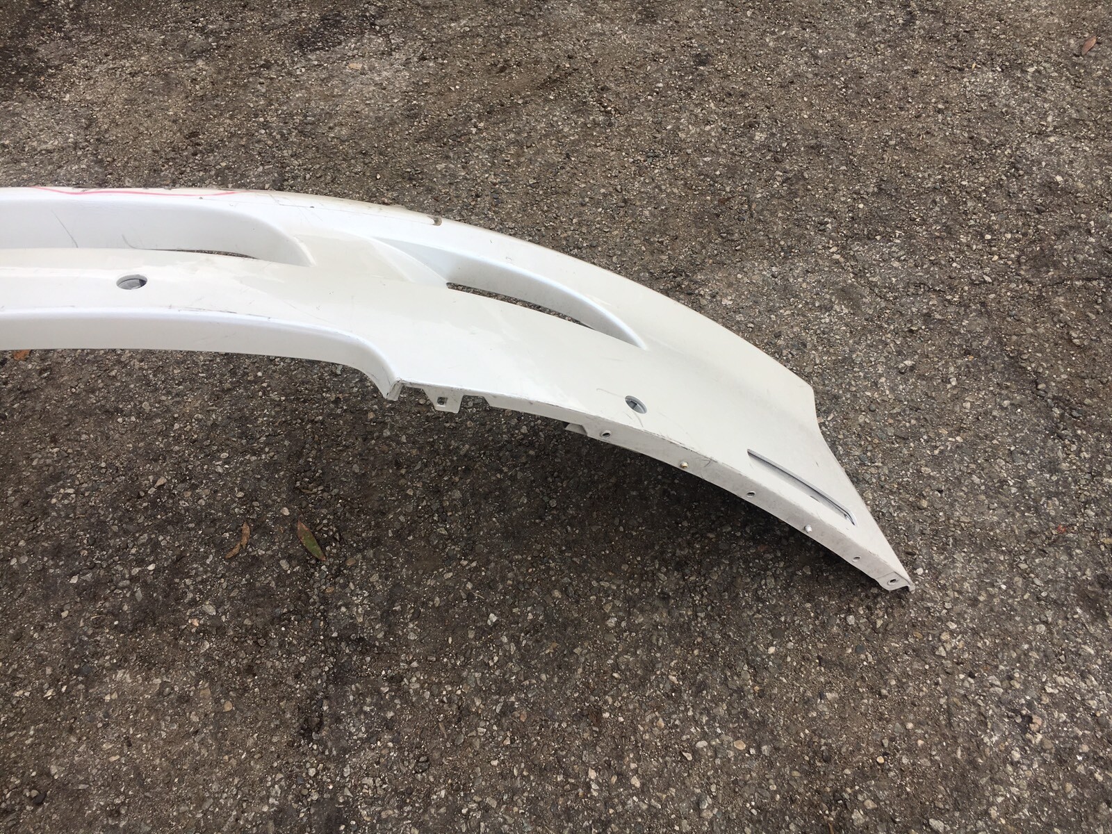ASTON MARTIN DB9 FRONT BUMPER 2006-10 GENUINE OEM