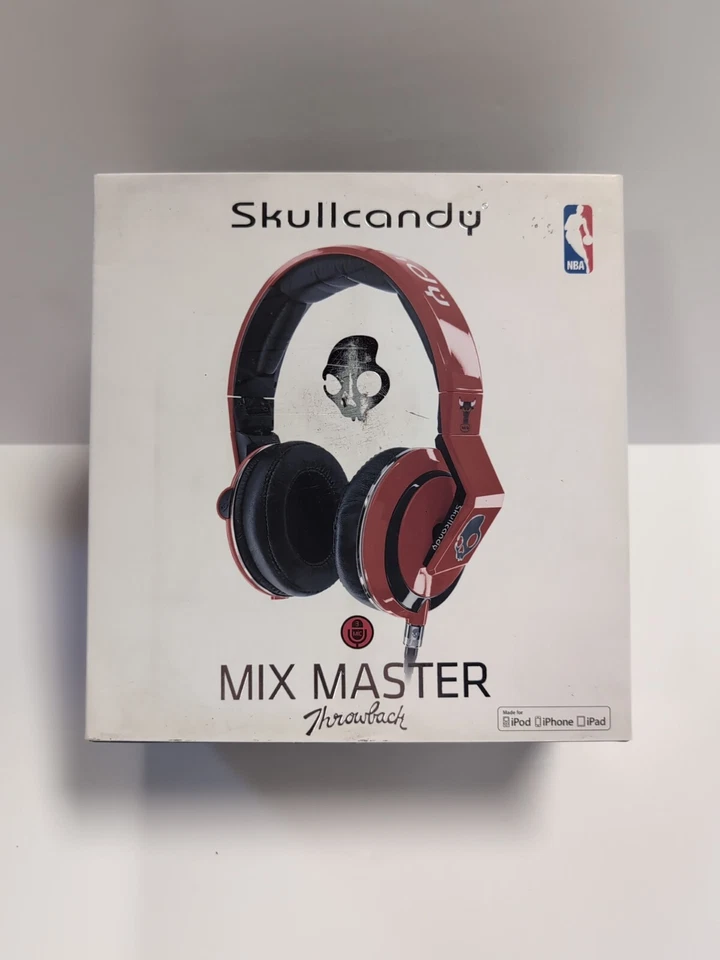 SKULLCANDY Mix Master DJ Headphones CHICAGO BULLS NBA S6MMDM-164 RARE - Image 2 of 4