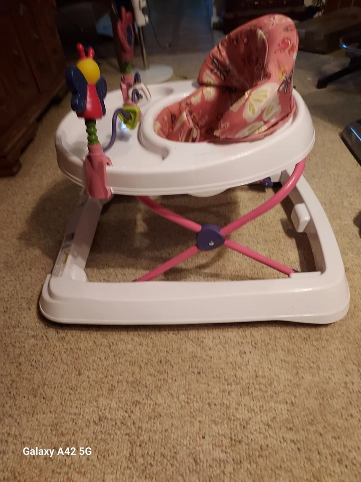 Andador Plegable de BABY TREND Foto 2 de 3