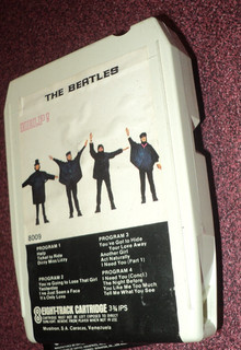 THE BEATLES HELP! 8 TRACK TAPE MUSICTRON VENEZUELA IMPORT PLAYS LOOKS GREAT