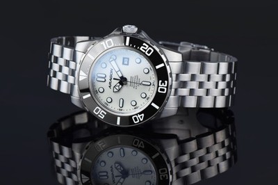 ARAGON A681WHT DIVEMASTER   9015 Titanium 50mm