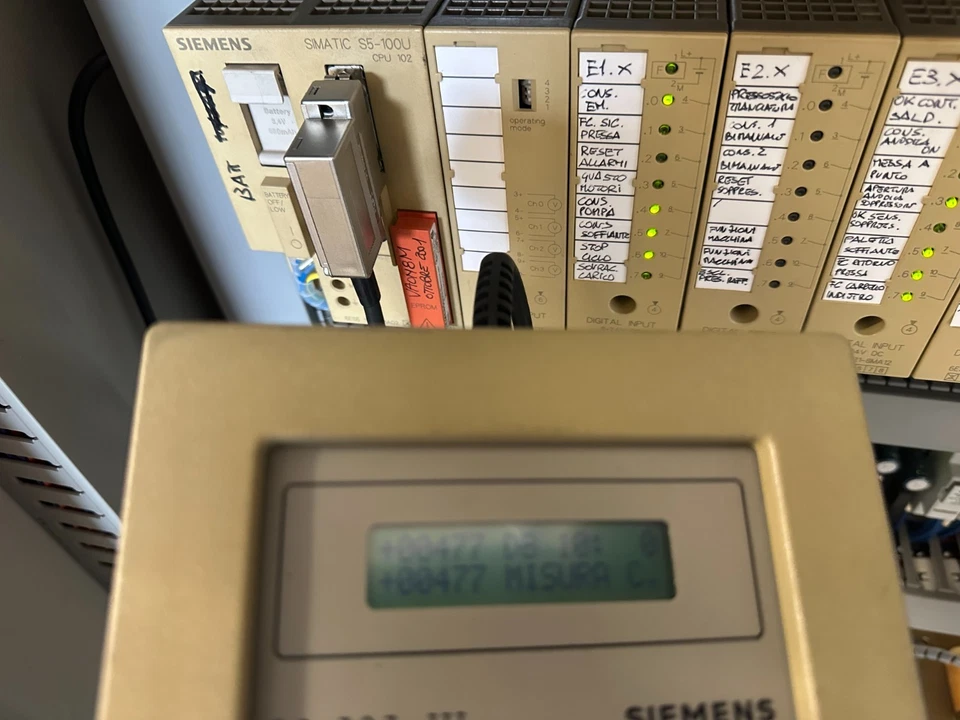 SIEMENS Simatic S5 OP 393 II-C 6ES5 393-0UA15 - Immagine 4 di 4