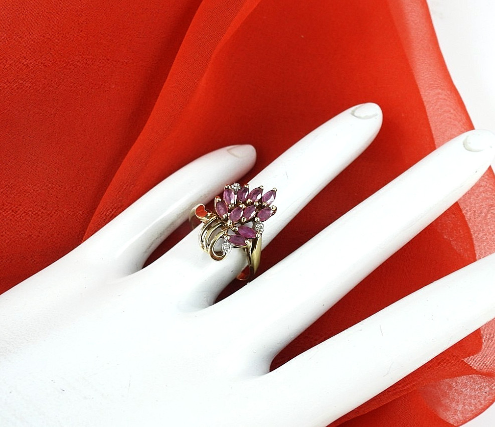 Vintage Solid 10K Gold Ruby Diamonds Emerlad Cut … - image 5